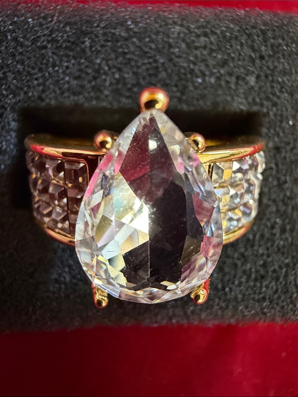 Gold-Tone Teardrop Clear Cocktail Ring, SZ 10, (J296)